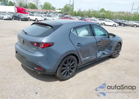 2025 Mazda Mazda3 Hatchback 2.5 S Carbon Edition z USA, uszkodzony, nr VIN JM1BPBLM5S1772795